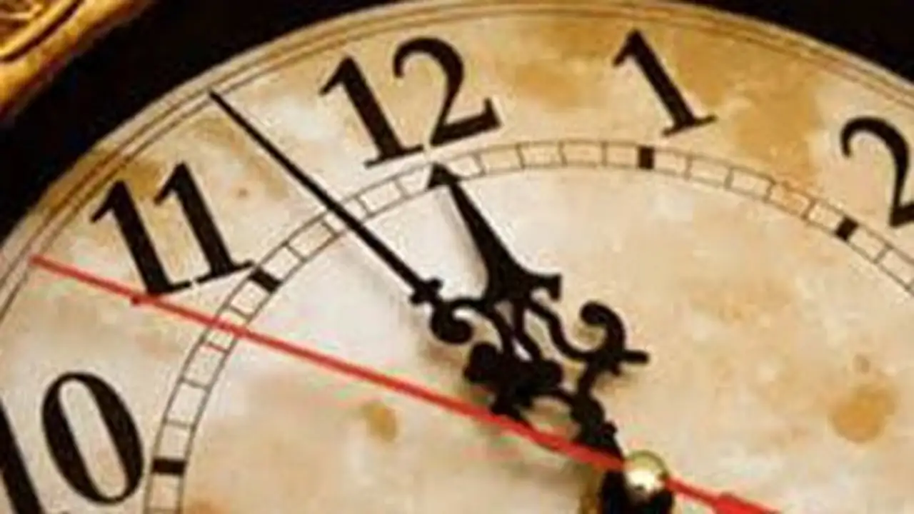 موعد تقديم الساعة 60 دقيقة وتطبيق التوقيت الصيفي في مصر 2026